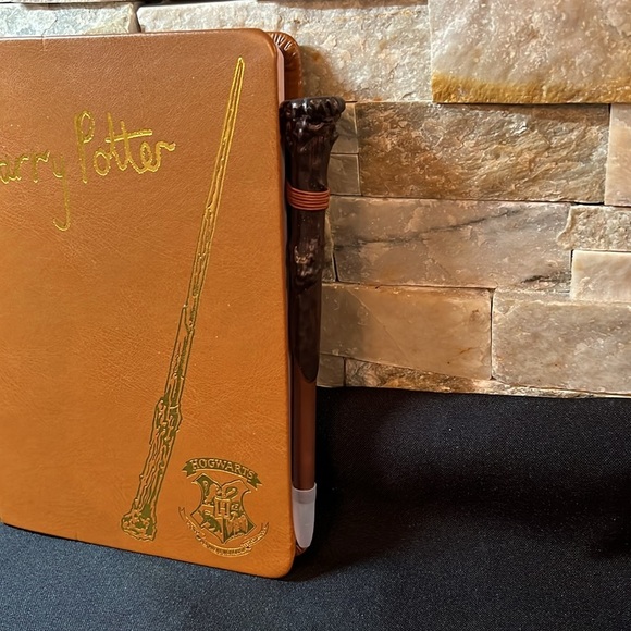 Harry Potter heroine notebook and wand pen set NWOT - Picture 4 of 10